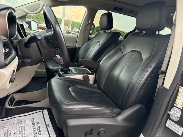 used 2018 Chrysler Pacifica car, priced at $18,304