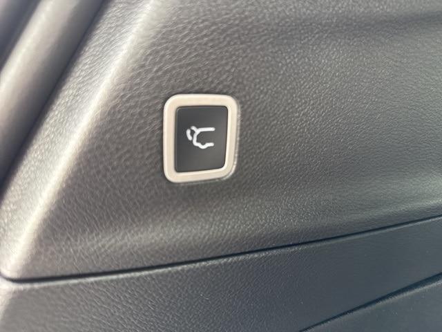 new 2026 Chrysler Pacifica car, priced at $42,108