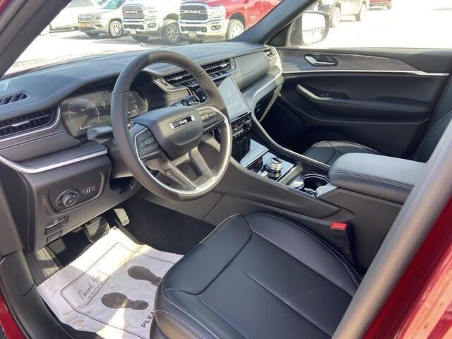 new 2025 Jeep Grand Cherokee L car, priced at $45,332