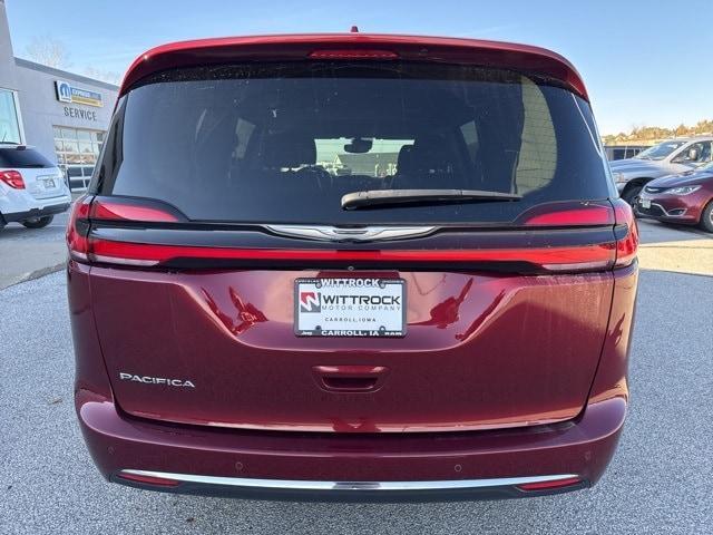 used 2021 Chrysler Pacifica car, priced at $26,544