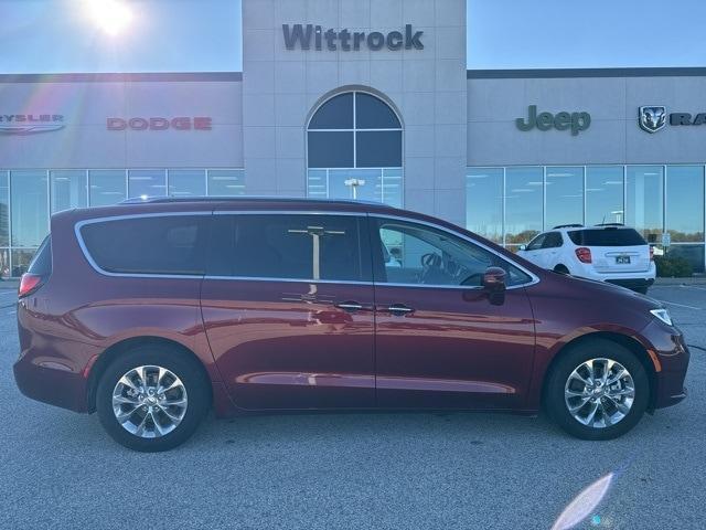 used 2021 Chrysler Pacifica car, priced at $26,544