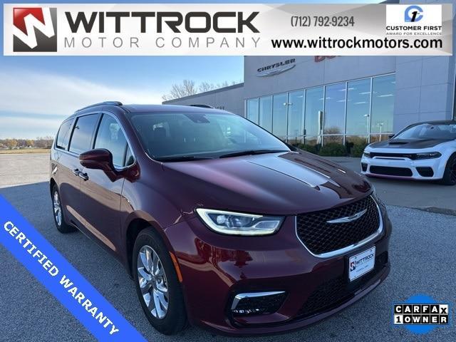 used 2021 Chrysler Pacifica car, priced at $26,544