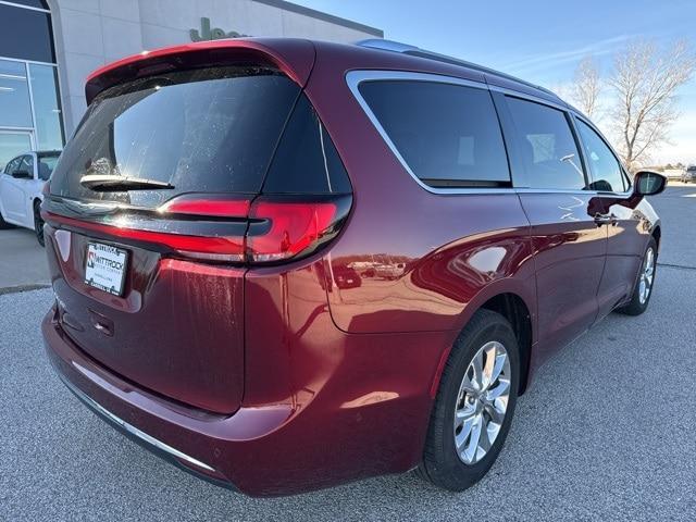 used 2021 Chrysler Pacifica car, priced at $26,544