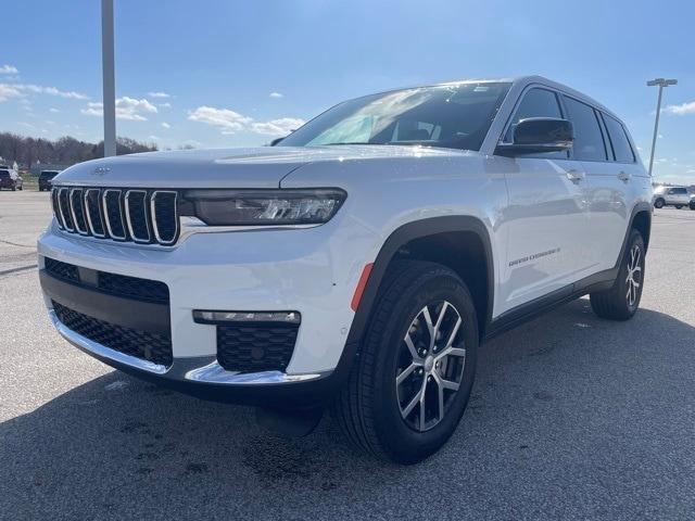 new 2024 Jeep Grand Cherokee L car, priced at $49,928