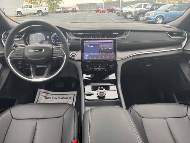 new 2025 Jeep Grand Cherokee car, priced at $41,331