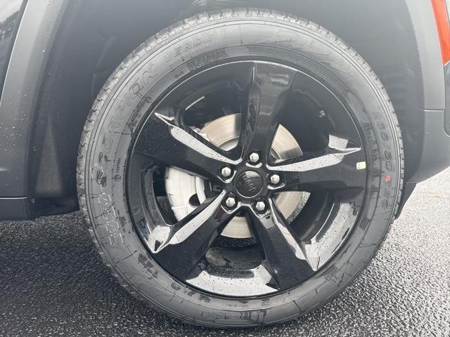 new 2025 Jeep Grand Cherokee car, priced at $41,331