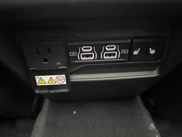 new 2025 Jeep Grand Cherokee car, priced at $41,331