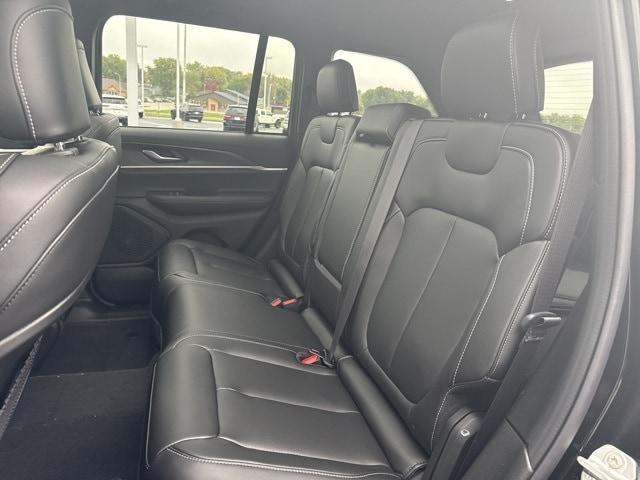 new 2025 Jeep Grand Cherokee car, priced at $41,331