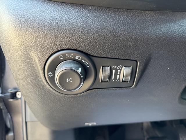 used 2022 Jeep Compass car, priced at $21,478