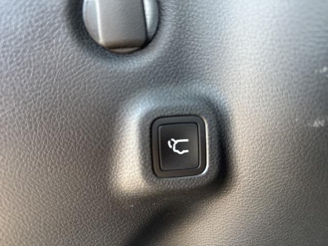used 2022 Jeep Compass car, priced at $22,313