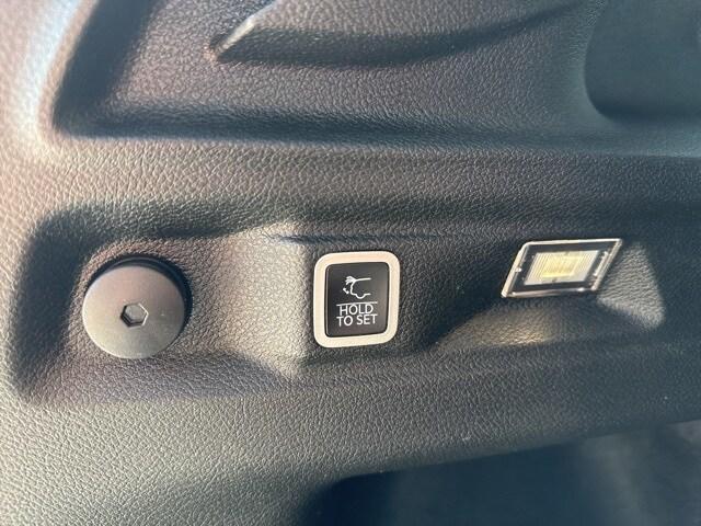 used 2023 Jeep Grand Cherokee L car