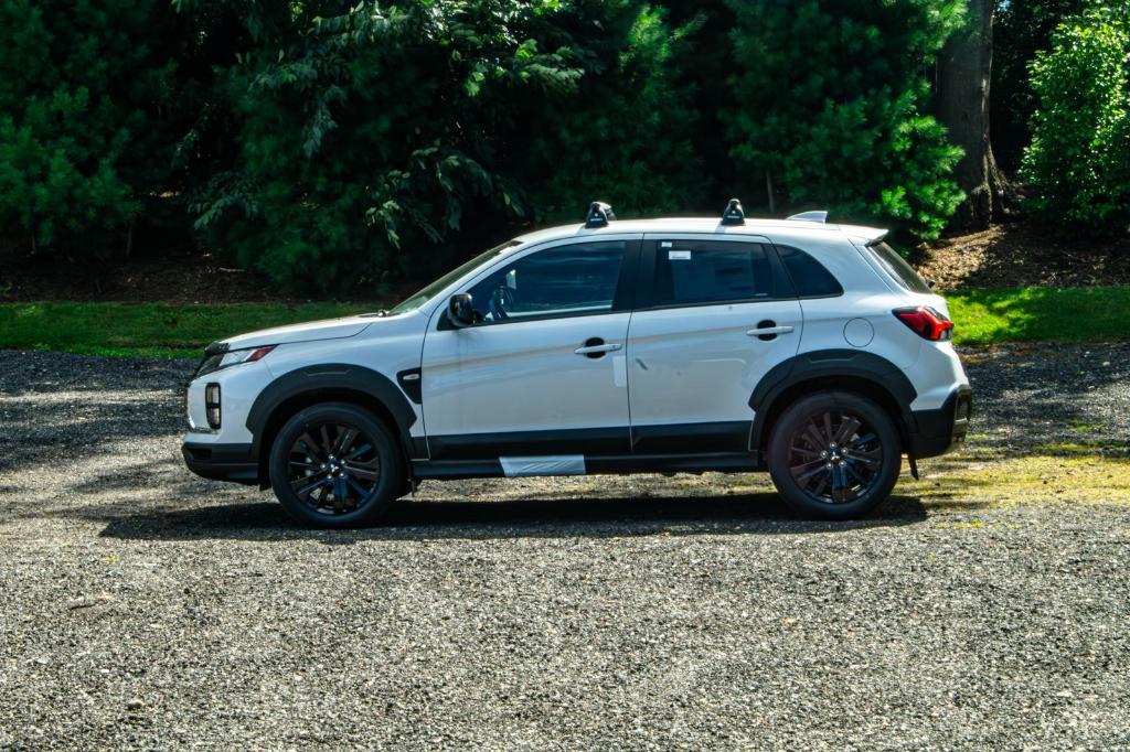new 2025 Mitsubishi Outlander Sport car, priced at $31,238