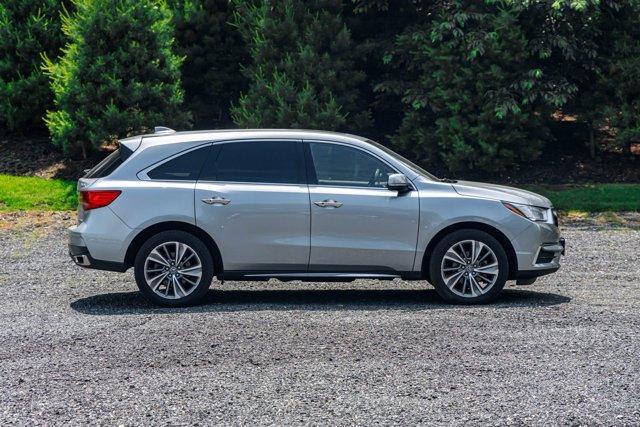 used 2017 Acura MDX car