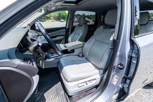 used 2017 Acura MDX car
