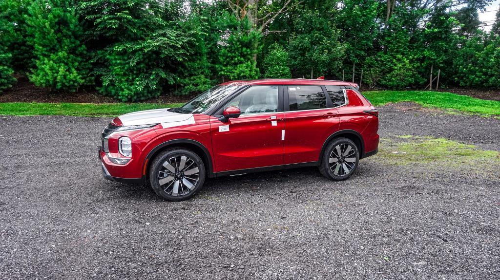 new 2025 Mitsubishi Outlander car, priced at $40,360