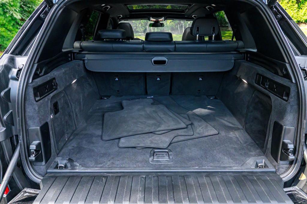 used 2022 BMW X5 car, priced at $33,395