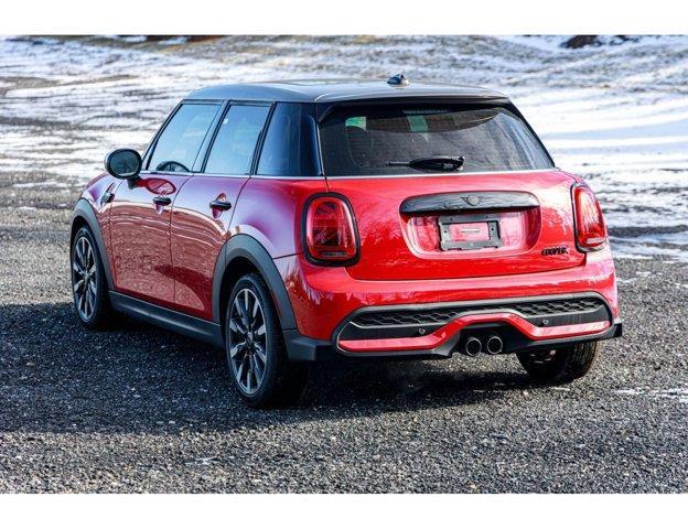 used 2023 MINI Hardtop car, priced at $20,495