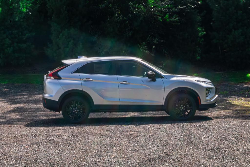 new 2025 Mitsubishi Eclipse Cross car, priced at $32,635