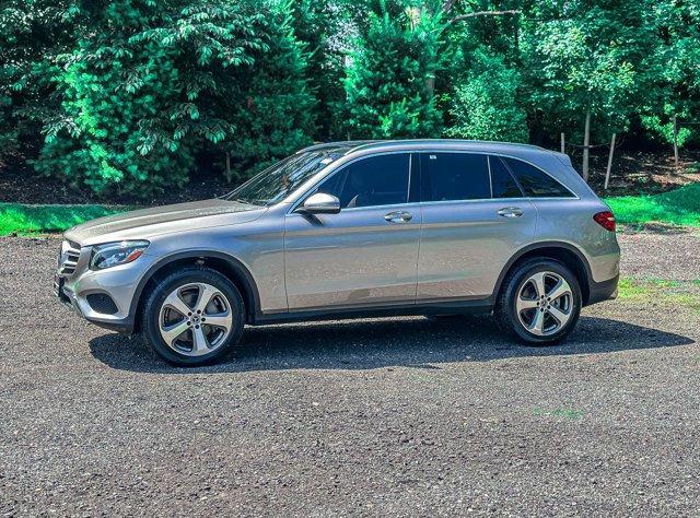 used 2019 Mercedes-Benz GLC 300 car, priced at $18,395