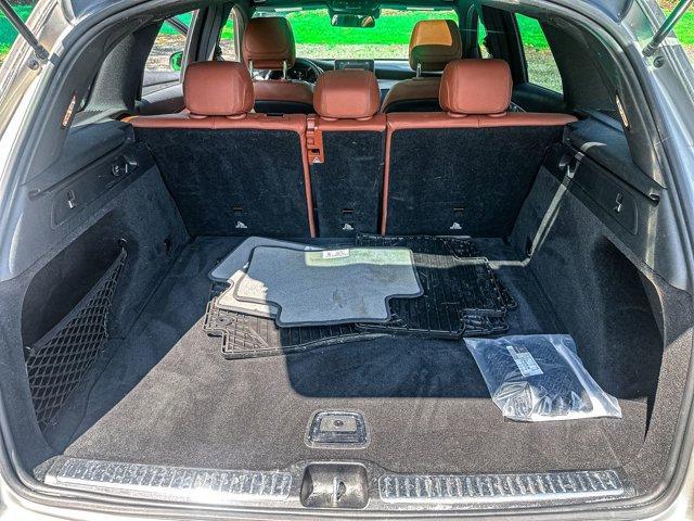 used 2019 Mercedes-Benz GLC 300 car, priced at $18,395