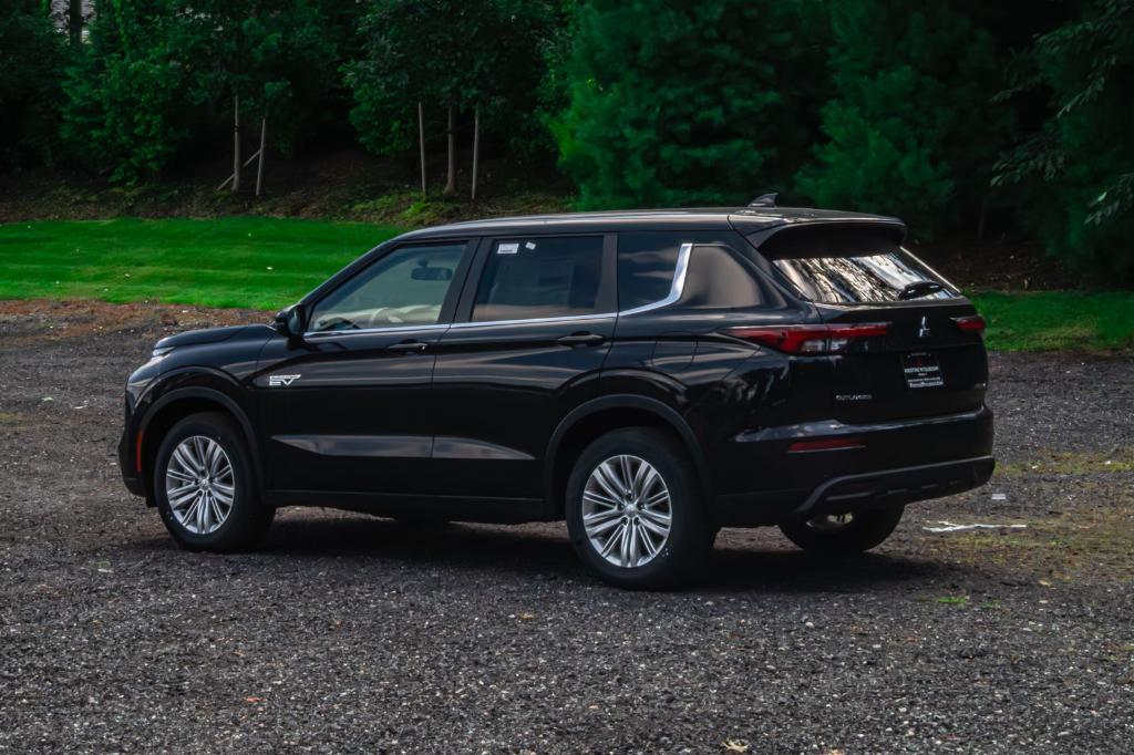 new 2025 Mitsubishi Outlander PHEV car, priced at $42,356