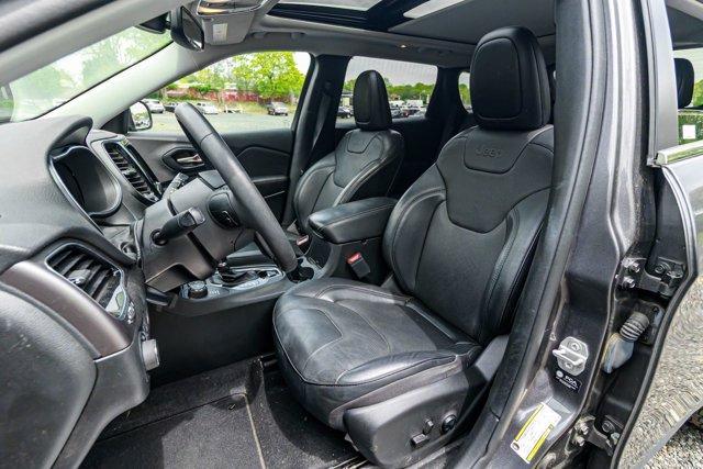 used 2021 Jeep Cherokee car, priced at $19,995