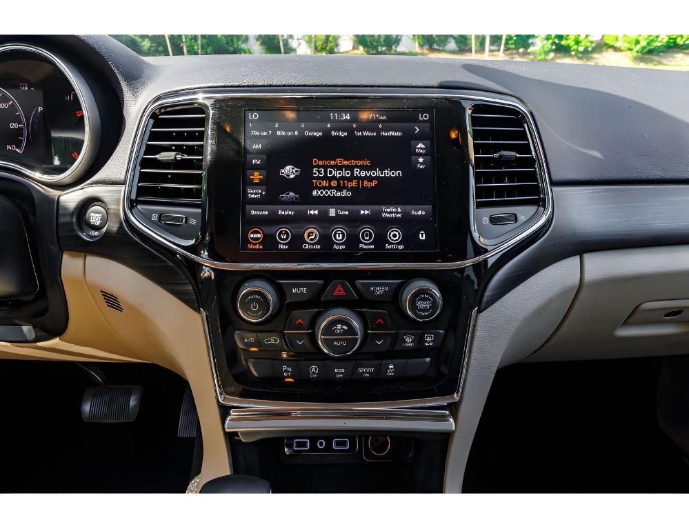 used 2022 Jeep Grand Cherokee WK car, priced at $16,995