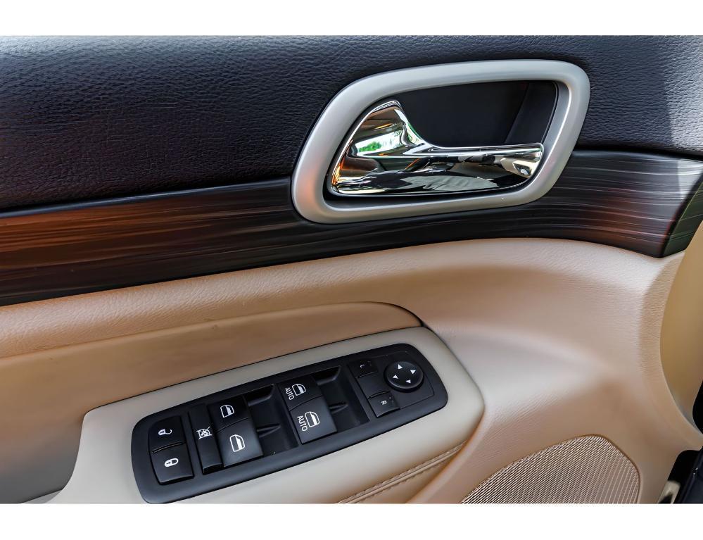 used 2022 Jeep Grand Cherokee WK car, priced at $16,995