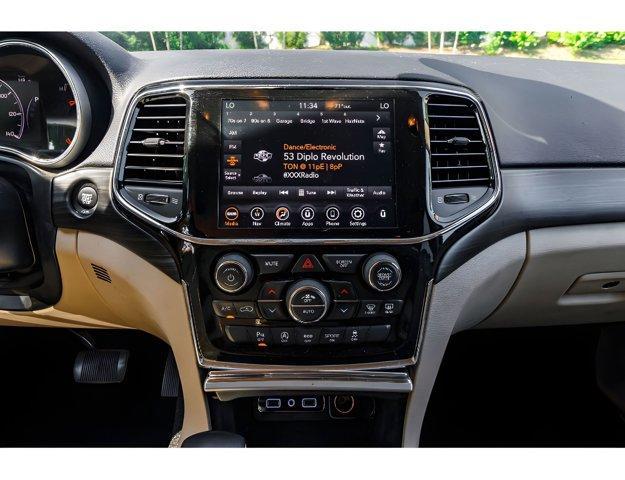 used 2022 Jeep Grand Cherokee WK car, priced at $17,995