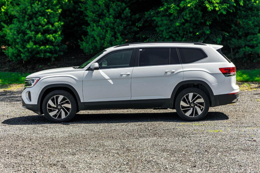 used 2024 Volkswagen Atlas car, priced at $26,195