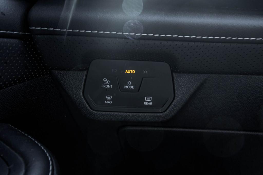 used 2024 Volkswagen Atlas car, priced at $26,195