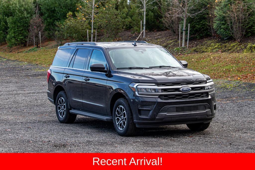 used 2024 Ford Expedition car, priced at $35,795