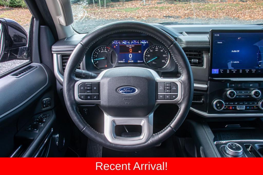 used 2024 Ford Expedition car, priced at $35,795