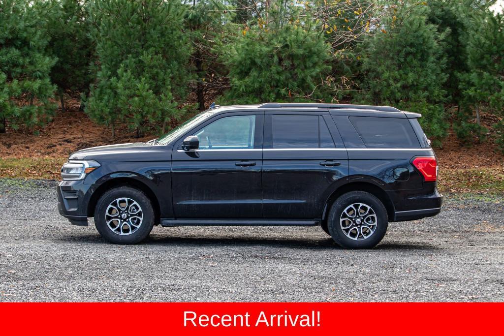 used 2024 Ford Expedition car, priced at $35,795