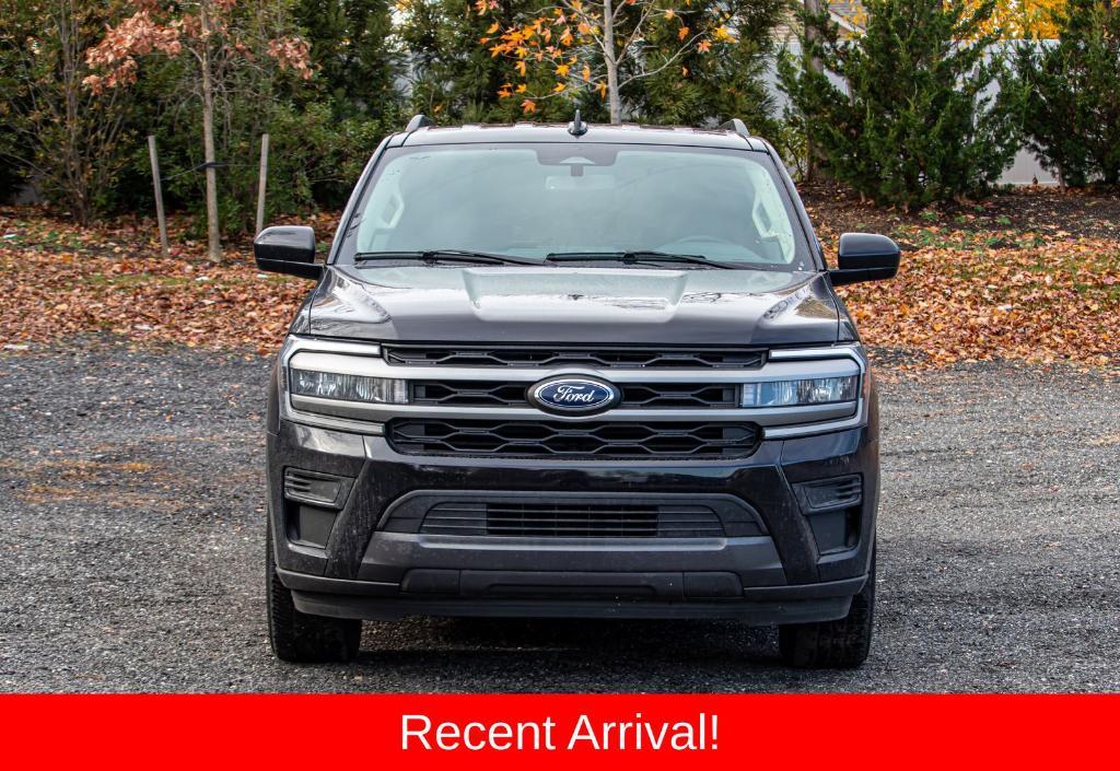 used 2024 Ford Expedition car, priced at $35,795