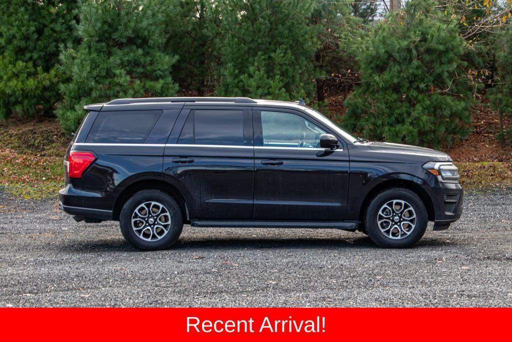used 2024 Ford Expedition car, priced at $35,795