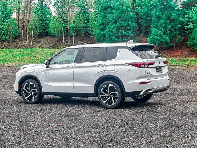 new 2025 Mitsubishi Outlander PHEV car