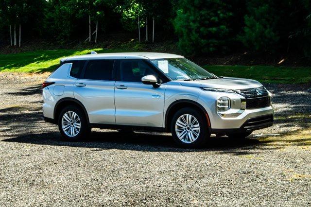 new 2025 Mitsubishi Outlander PHEV car, priced at $42,356
