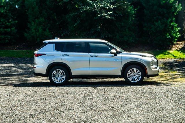 new 2025 Mitsubishi Outlander PHEV car, priced at $42,356
