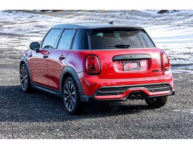 used 2023 MINI Hardtop car, priced at $19,595