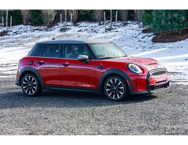 used 2023 MINI Hardtop car, priced at $19,595