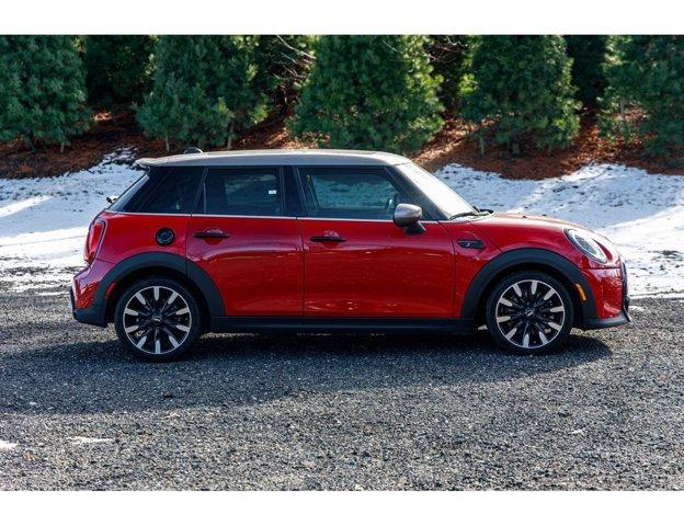 used 2023 MINI Hardtop car, priced at $19,595