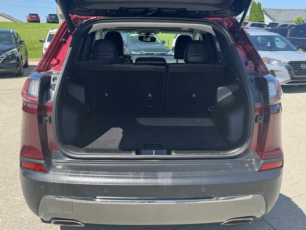 used 2019 Jeep Cherokee car, priced at $17,800