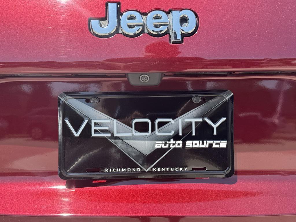 used 2019 Jeep Cherokee car, priced at $17,800
