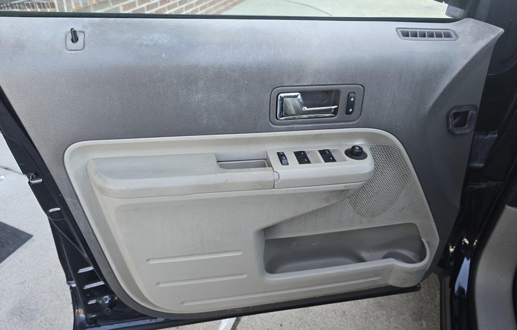 used 2010 Ford Edge car, priced at $6,800