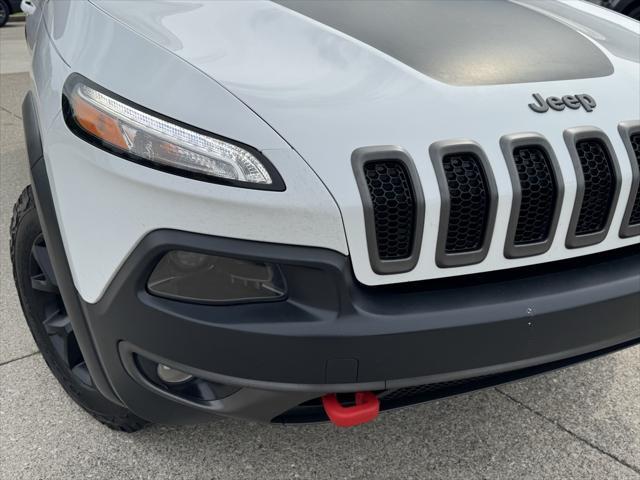 used 2018 Jeep Cherokee car, priced at $13,800
