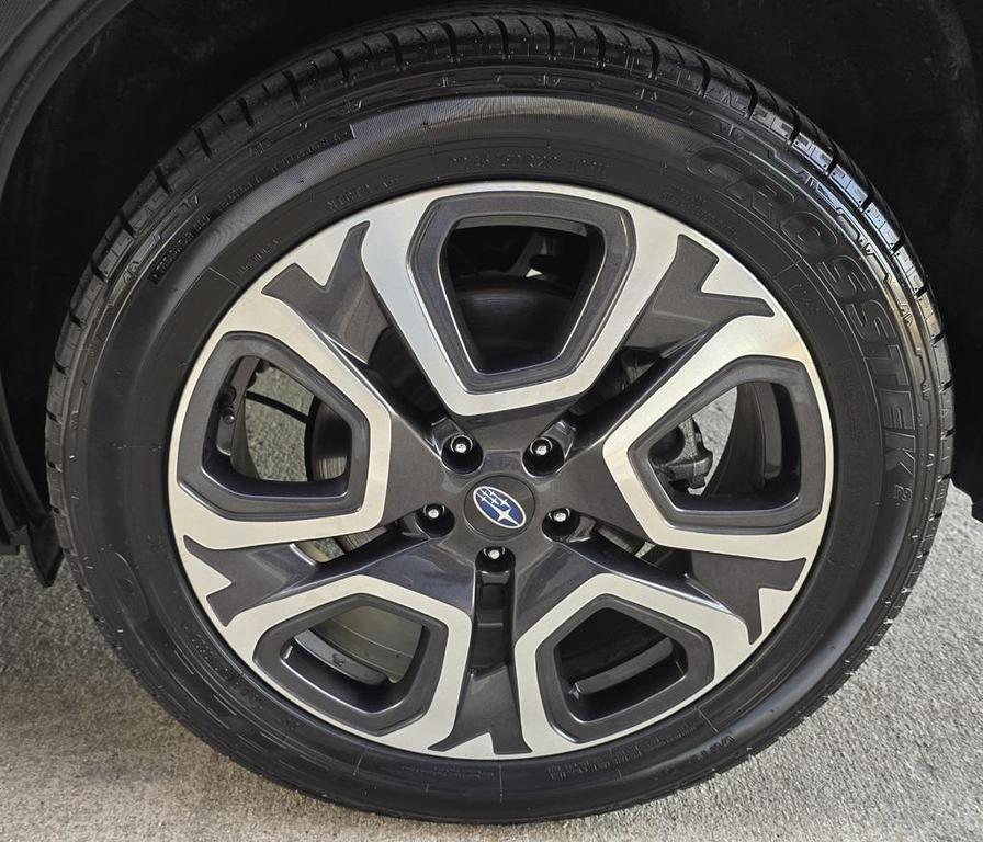 used 2023 Subaru Ascent car, priced at $25,800