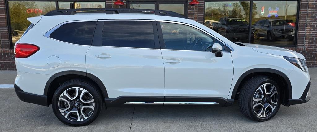 used 2023 Subaru Ascent car, priced at $25,800