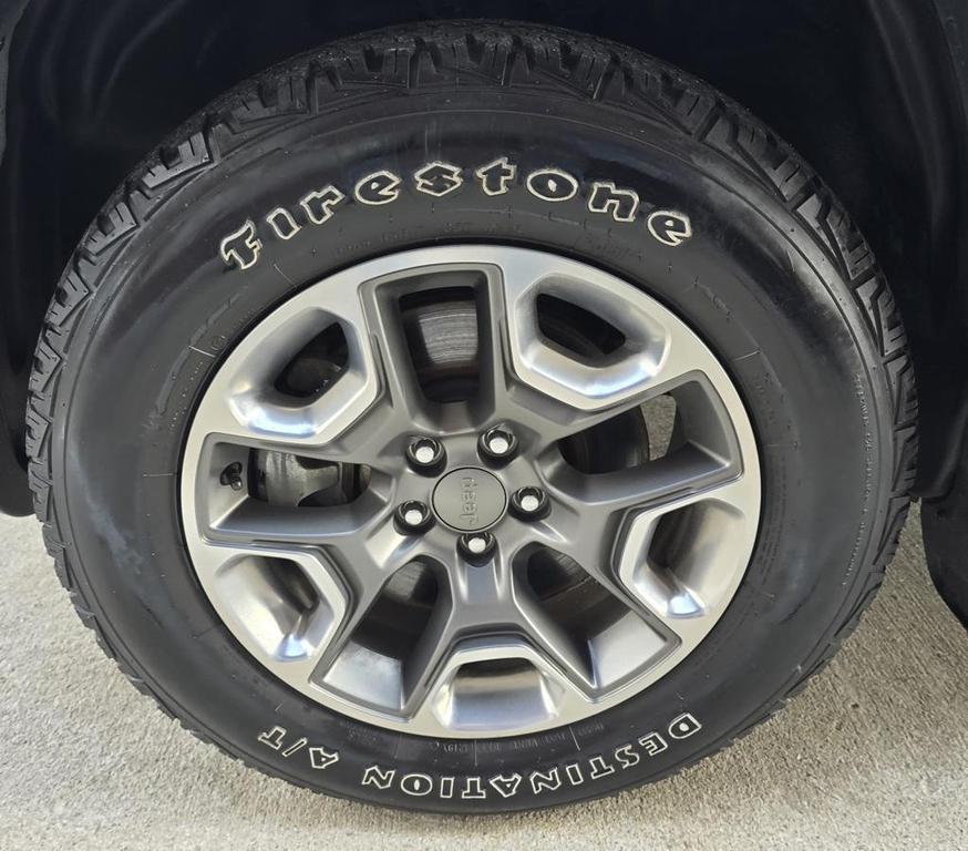 used 2019 Jeep Cherokee car, priced at $19,800