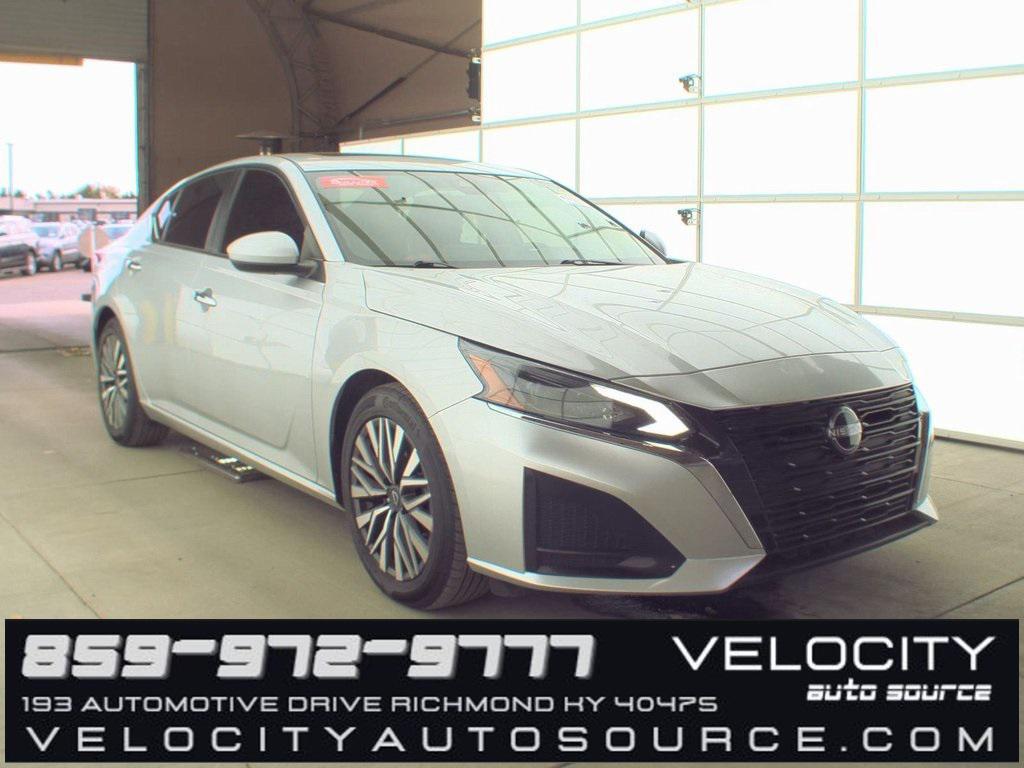 used 2023 Nissan Altima car, priced at $18,500